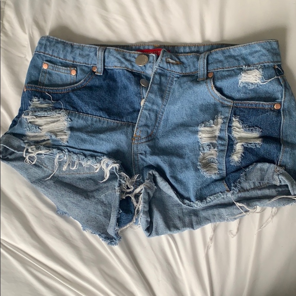 Signature 8 Patch work Shorts